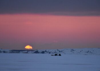 Ledo sezonas prasidėjo: ką turi žinoti poledinės žūklės mėgėjai