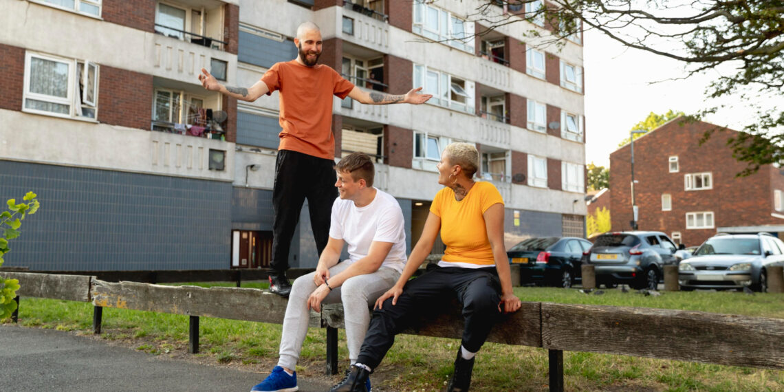 Daugiabučio namo kiemas/Asociatyvi nuotr./Freepik