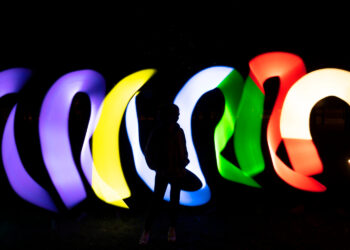 Įspūdingas šviesos ir Free Finga koncertas Klaipėdoje