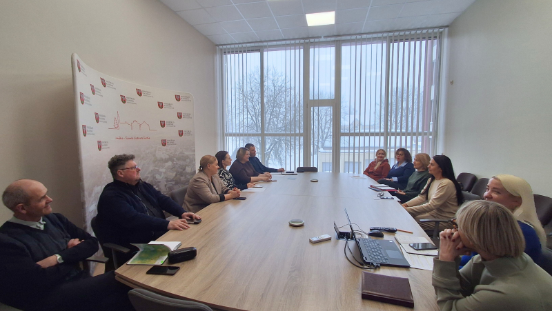 Miesto dienos šventės organizavimo pasitarimas/Joniškio raj.sav.nuotr.