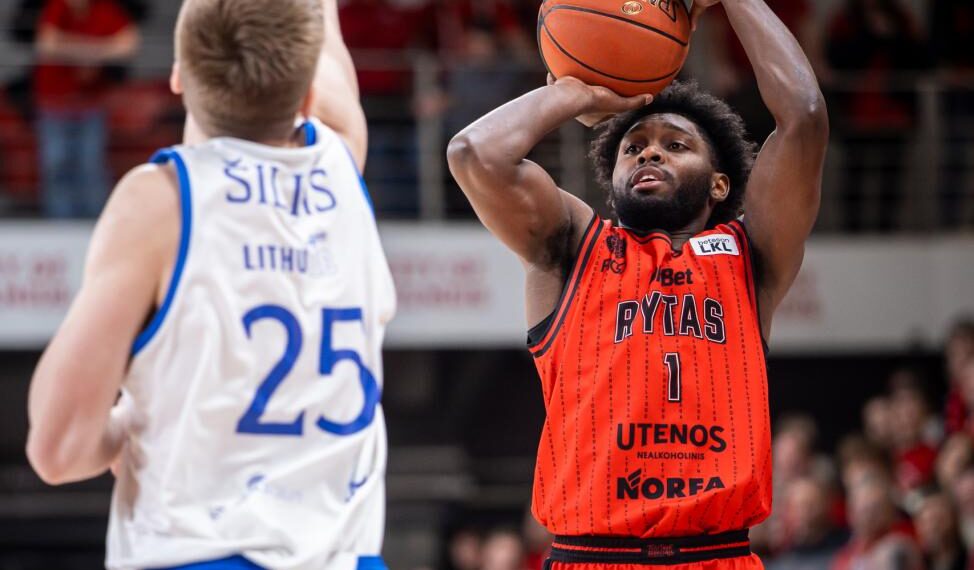 „Rytas“ laimėjo dramatišką ir emocijų kupiną kovą prieš „Neptūną“