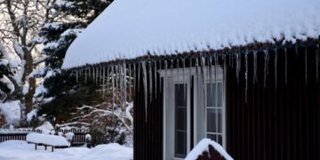 Raginimas Neringos būstų savininkams: pasitikrinkite žiemai paliktas patalpas