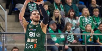 Lyderius patausojęs „Žalgiris“ nelengvai laimėjo Gargžduose