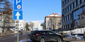 Ribota automobilių stovėjimo tvarka Raseinių miesto centre