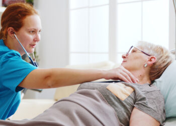 Kam teikiamos ambulatorinės paliatyviosios pagalbos paslaugos?