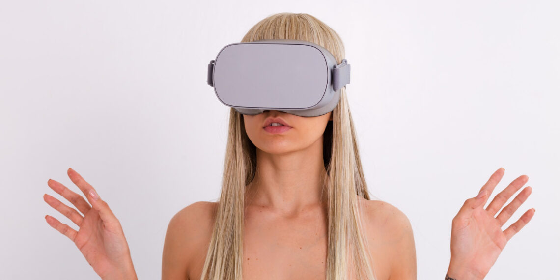 Virtualios realybės akiniai/Asociatyvi nuotr./Freepik