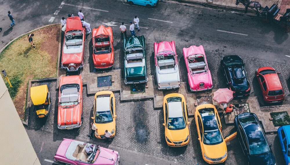 Palikti automobiliai/Asociatyvi nuotr./Freepik