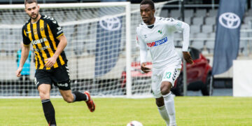 Aukščiausiame šalies divizione prabėgus trims turams, FA „Šiauliai“ ir toliau stiprina savo gretas