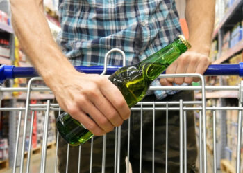 Mosėdyje apiplėšta parduotuvė – pavogtas… alaus butelis