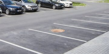 Automobilių stovėjimo aikštelė/Klaipėdos m.sav.nuotr.