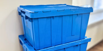 Specialios dėžės buityje susidarančioms pavojingoms atliekoms rinkti/Klaipėdos m.sav.nuotr.