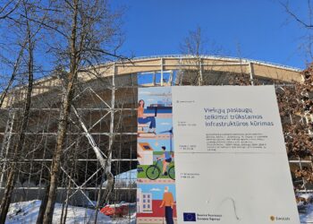 Sklandžiai kylančio sporto maniežo projektui – išbandymai
