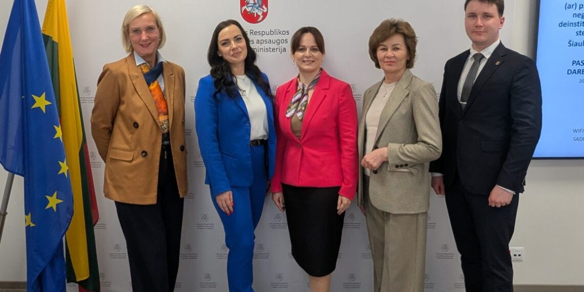 Susitikimas Socialinės apsaugos ir darbo ministerijoje/Kelmės raj.sav.nuotr.