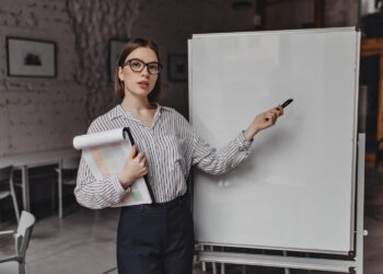 Mažeikių savivaldybė studijuojantiems trūkstamų specialybių pedagogams suteiks finansinę paramą