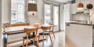 Viliojantys būstai už Vilniaus ribų: didžiulį potencialą turi dar penki miestai