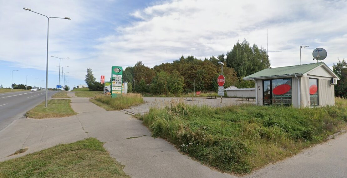 Iš valstybinės žemės pašalinta apleista degalinė/V. Lebedžio nuotr.