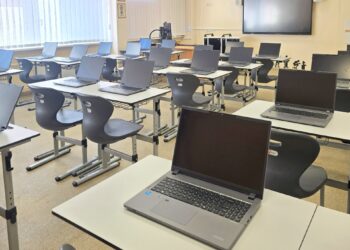 Šiaulių mokykloms – milijono eurų vertės moderni įranga
