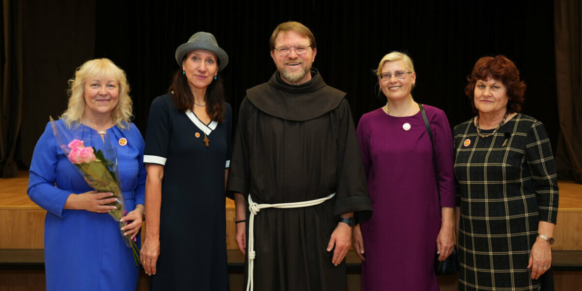 Šiauliuose startuoja projektas „Saugus-360°“. Jaunimas mokysis kurti saugią aplinką bendraamžiams