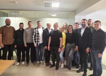 Klaipėdos rajono meras su komanda aplankė Gargžduose įsikūrusią įmonę UAB „Econdo Production LT“