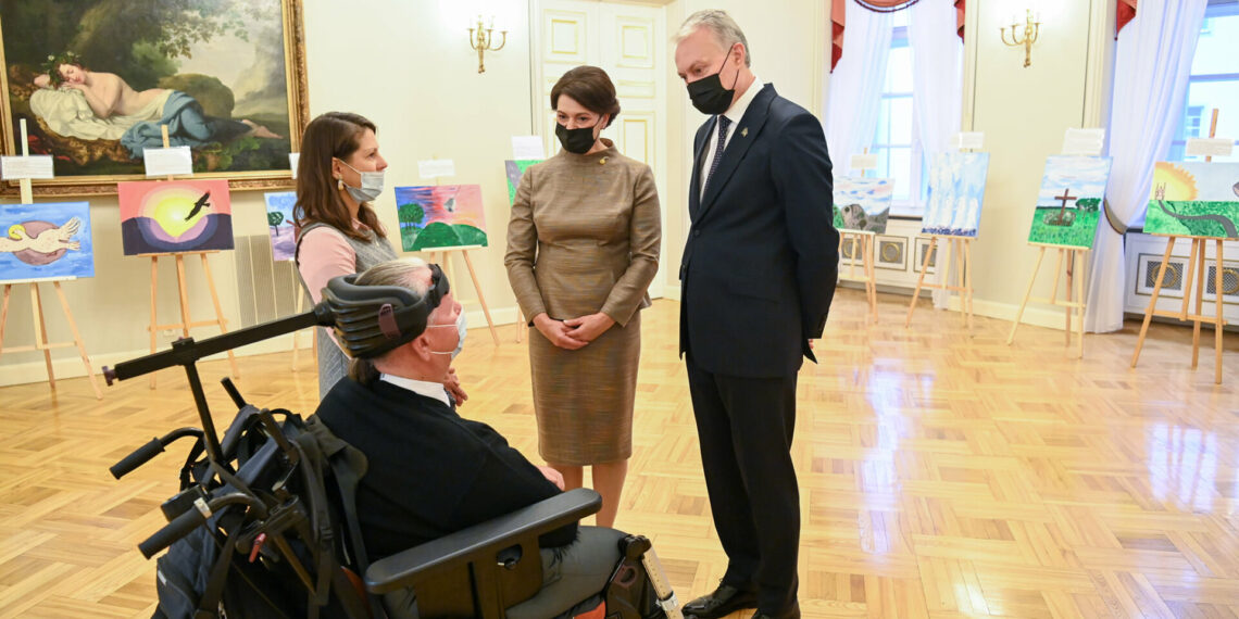 Tomas Viluckas, asmeninė asistentė ir pirmoji Lietuvos Respublikos pora/Palangos m.sav.nuotr.