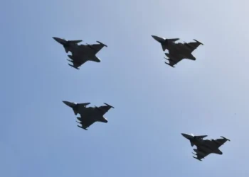 Dėl įtariamo drono pakelti NATO oro policijos naikintuvai