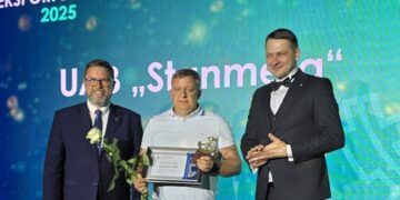 UAB „Stanmeta“ apdovanojimas/Plungės raj.sav.nuotr.