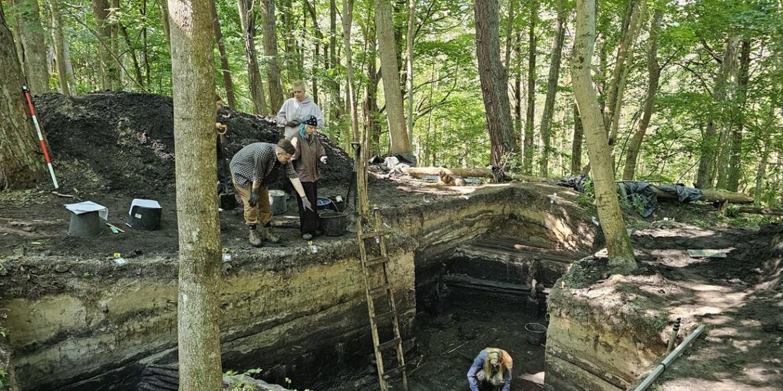 Kukuliškių piliakalnio archeologiniai tyrimai/Klaipėdos raj.sav.nuotr.