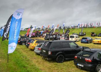 Palangoje pasiektas Baltijos šalių decibelų rekordas – automobilio garso sistema sugeneravo 170,21 dB