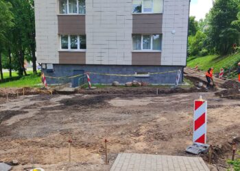 Šiaulių daugiabučių gyventojai kviečiami pasinaudoti parama kiemų tvarkymui