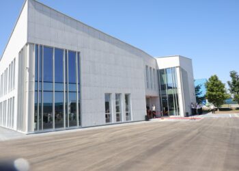 Šiauliuose per 11 mėnesių iškilo modernus biuro pastatas