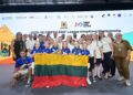 Šiaulių jaunieji robotikos talentai Honkonge iškovojo tarptautinę čempionų taurę