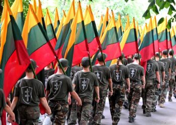 Ariogaloje nuskambėjo tradicinis tremtinių, politinių kalinių ir laisvės kovų dalyvių sąskrydis „Su Lietuva širdy“