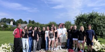 Kelmės rajone, Kražiuose prasidėjo dvidešimtoji teatro stovykla vaikams ir jaunimui