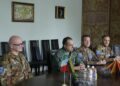 Šiaulių miesto vadovai susitiko su NATO oro policijos misiją vykdančiais Italijos kariais