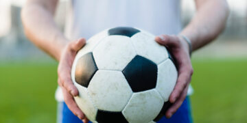 Kviečiama į vaikščiojančio futbolo treniruotę Mažeikiuose