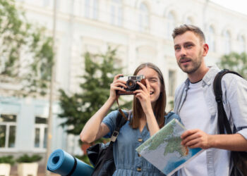Šiauliuose lauks naujos kelionių kryptys, netikėtos pažintys ir išskirtinis „Keliauk Lietuvoje“ paviljonas