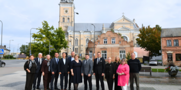 Joniškyje lankėsi LR ekonomikos ir inovacijų ministras Edvinas Grikšas su komanda