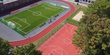 Didždvario gimnazijos sporto aikštynas/Šiaulių m.sav.nuotr.