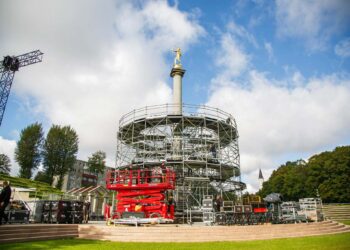 Šiaulių Saulės Laikrodžio aikštėje vyks meninis renginys „Šviesos geometrija“