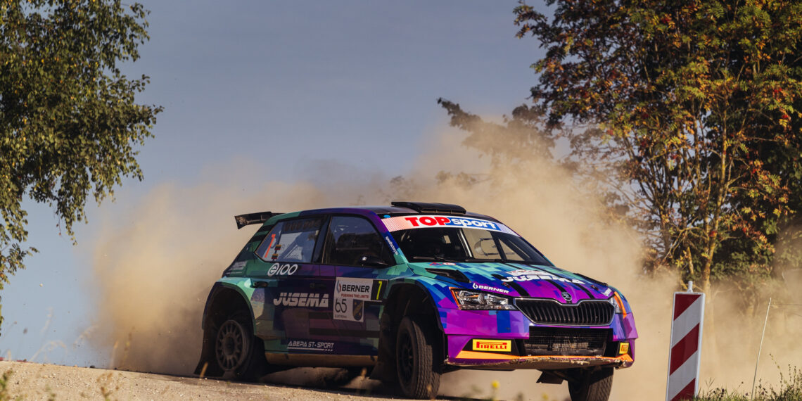 Lenktynių automobilis/https://www.lasf.lt/nuotr.