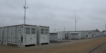 Rietave surengta baterijų energijos kaupimo parko projekto užbaigimo šventė