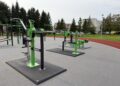 Gargždų „Vaivorykštės“ gimnazijos sporto aikštyne – keturi nauji treniruokliai