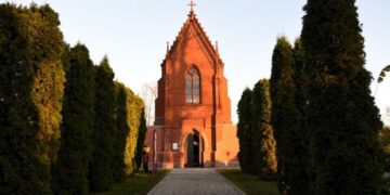 Tiškevičių koplyčia-mauzoliejus/Kretingos raj.sav.nuotr.